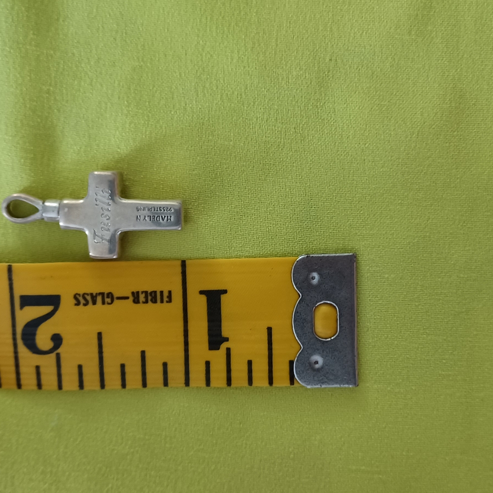 Fusilli Silver Cross Necklace - Picture 5 of 5
